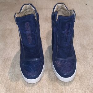 LAMB Freeda Wedge Sneaker